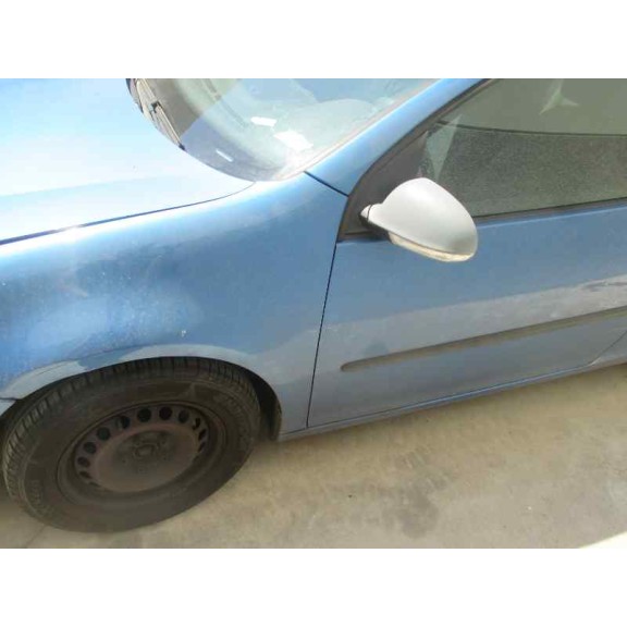 volkswagen golf v berlina (1k1) del año 2004