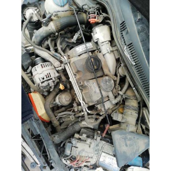 seat ibiza (6j5) del año 2010