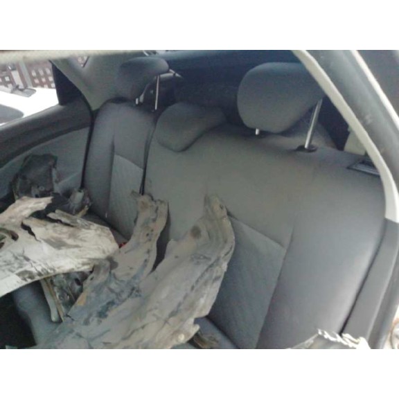 seat ibiza (6j5) del año 2010