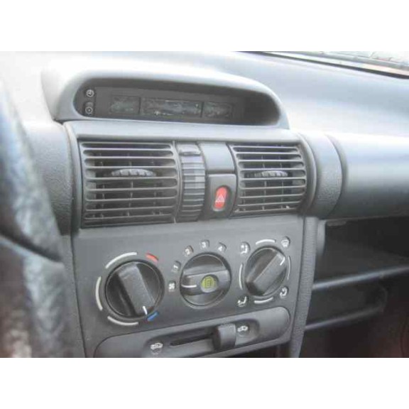 opel corsa b del año 1997