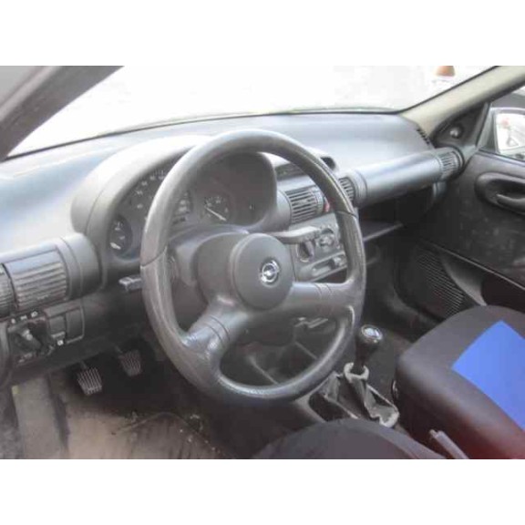 opel corsa b del año 1997