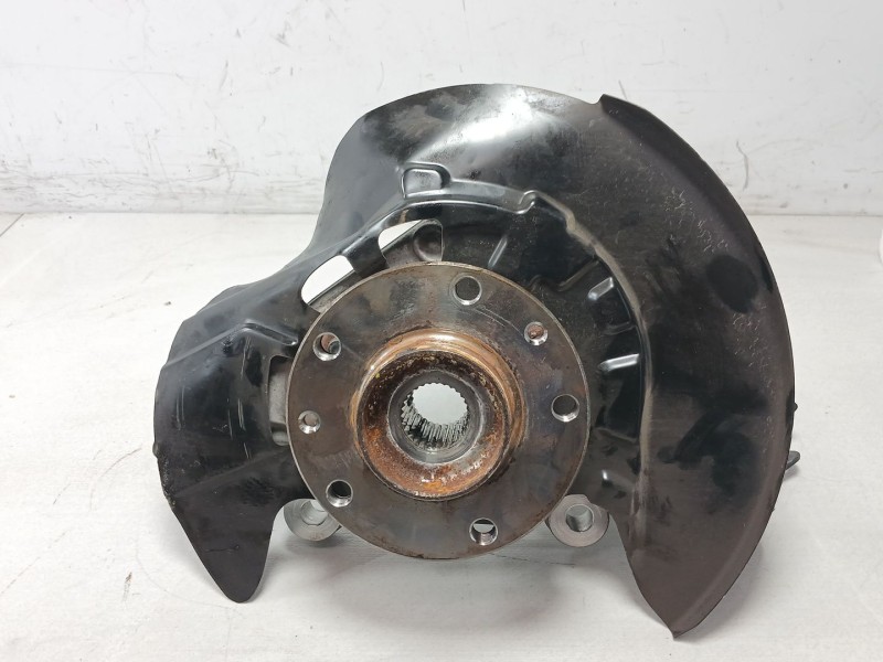 Recambio de mangueta delantera izquierda para renault megane e-tech suv ev40 referencia OEM IAM 400145mz1a  