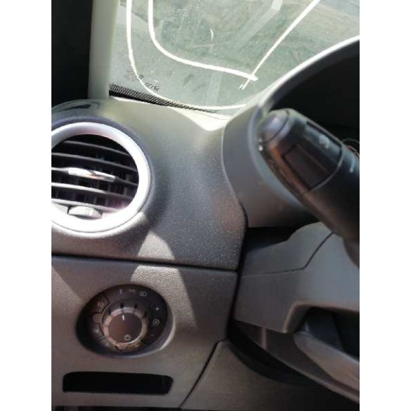 opel corsa d del año 2007