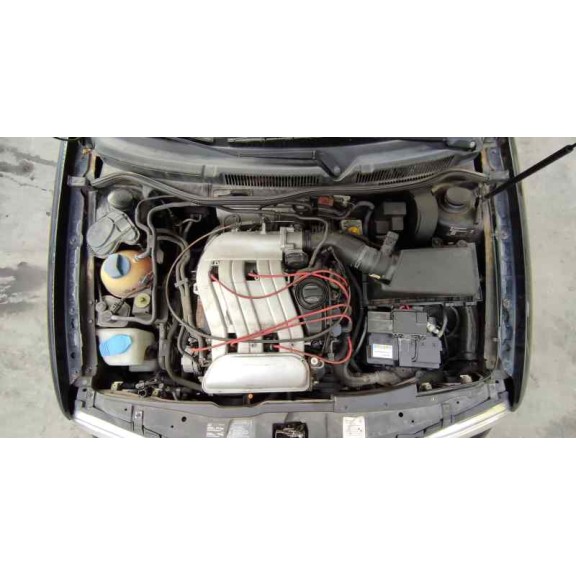 volkswagen golf iv berlina (1j1) del año 2000