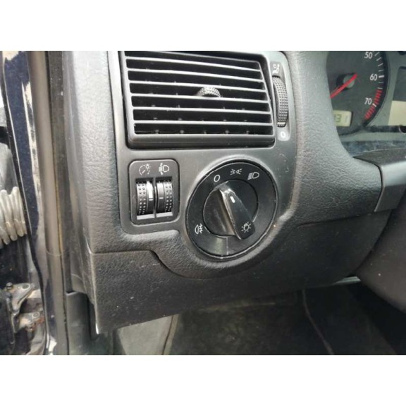 volkswagen golf iv berlina (1j1) del año 2000