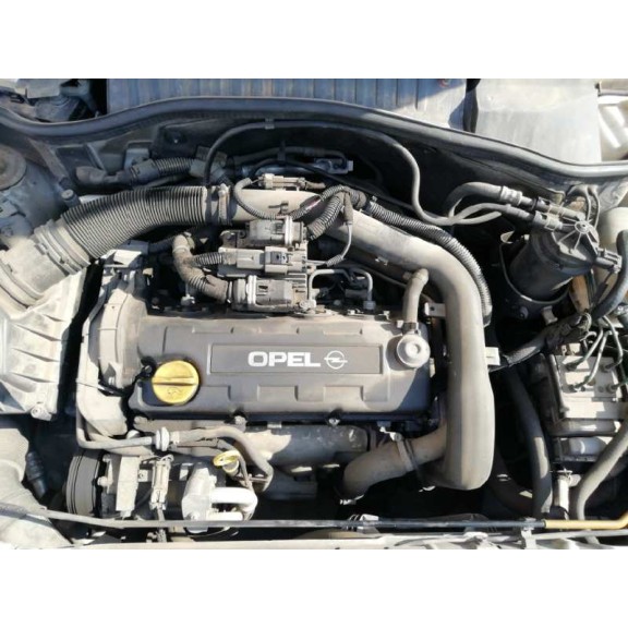 opel corsa c del año 2003