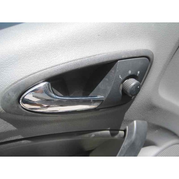 seat ibiza sc (6j1) del año 2008