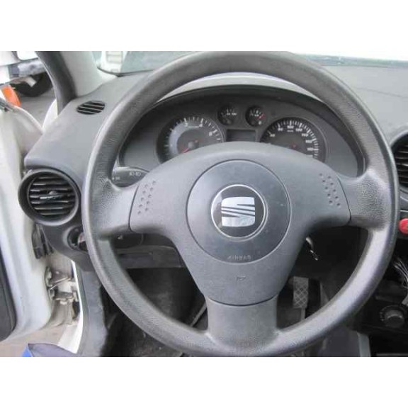 seat ibiza (6l1) del año 2004