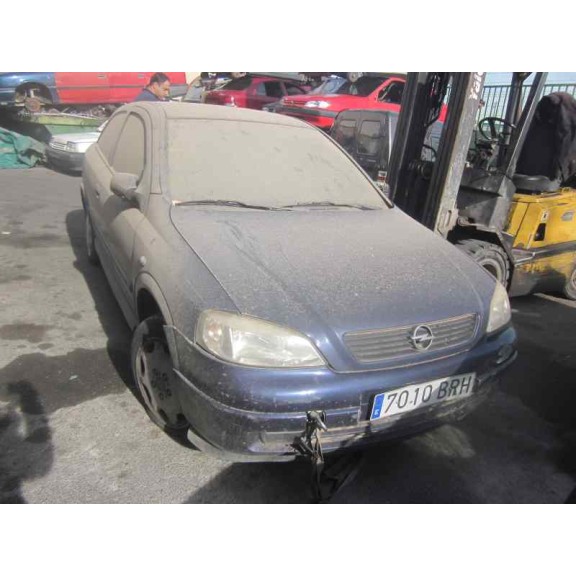 opel astra g berlina del año 2001