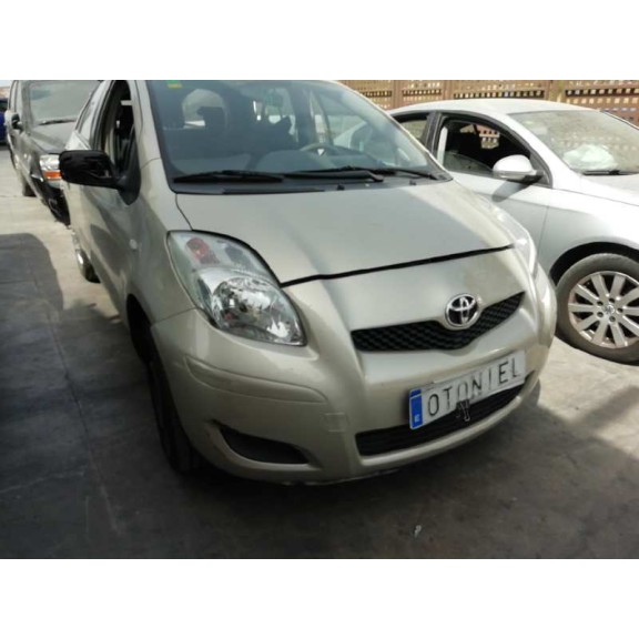 toyota yaris del año 2009