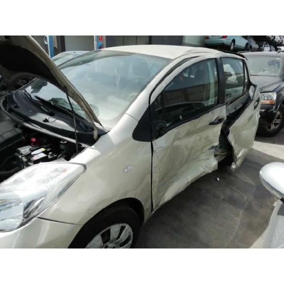 toyota yaris del año 2009