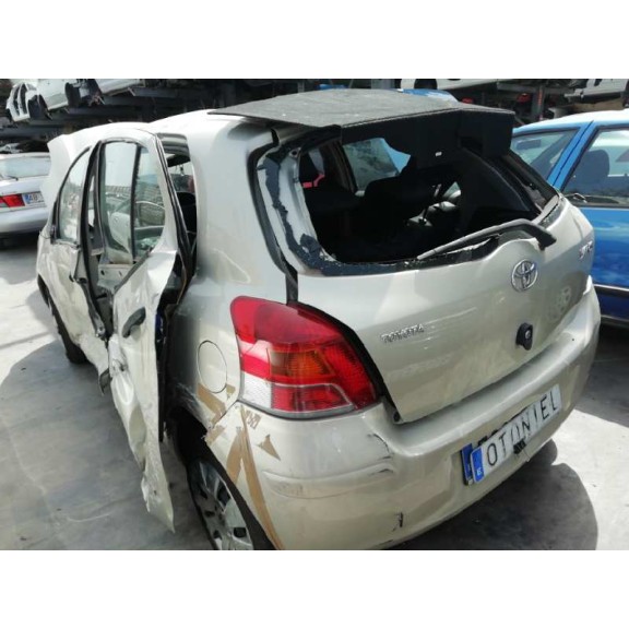 toyota yaris del año 2009
