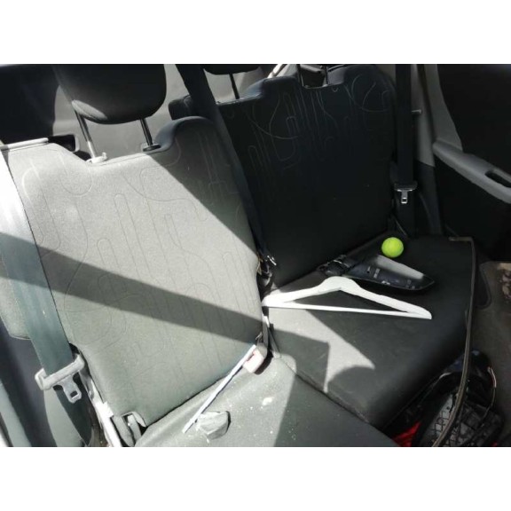 toyota yaris del año 2009