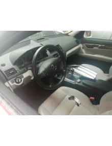 mercedes-benz clase c (w204) berlina del año 2009 2