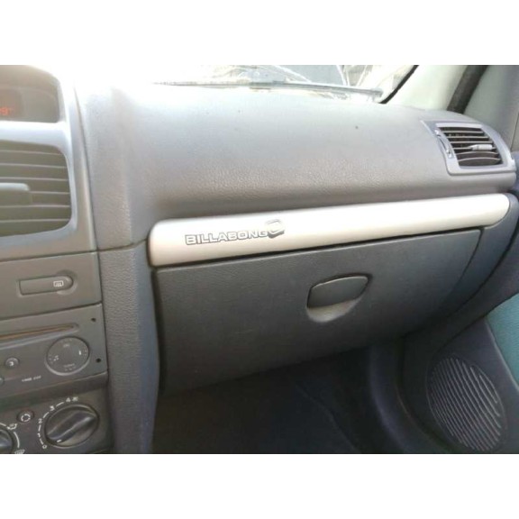 renault clio ii fase ii (b/cb0) del año 2003