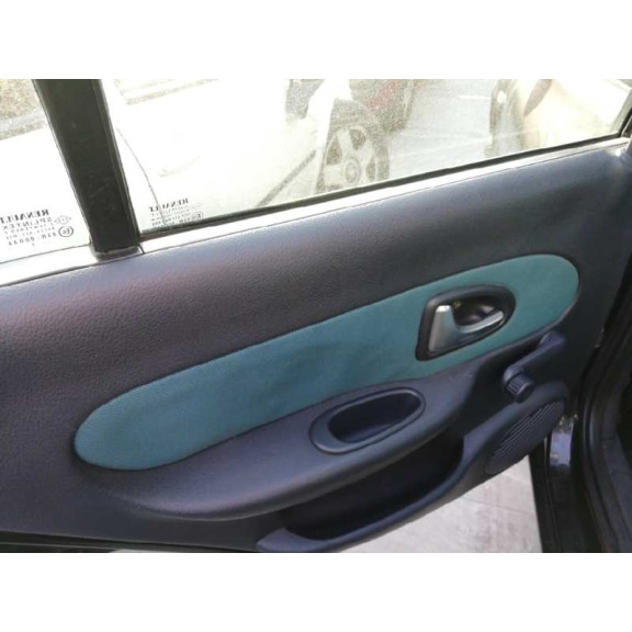 renault clio ii fase ii (b/cb0) del año 2003