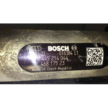 Recambio de rampa inyectora para opel combo (corsa c) familiar referencia OEM IAM 0445214044  