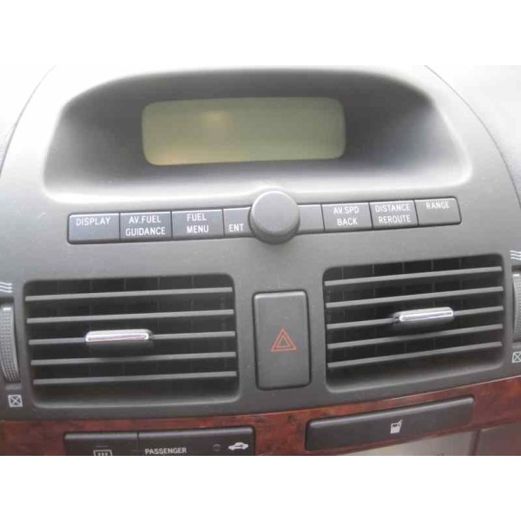 toyota avensis berlina (t25) del año 2004