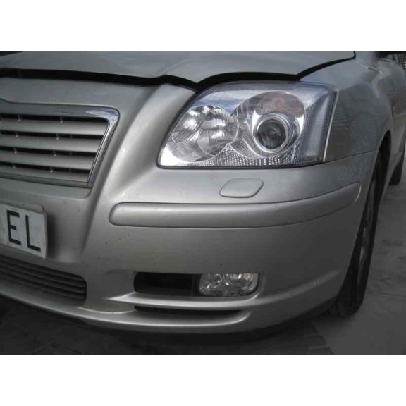 toyota avensis berlina (t25) del año 2004