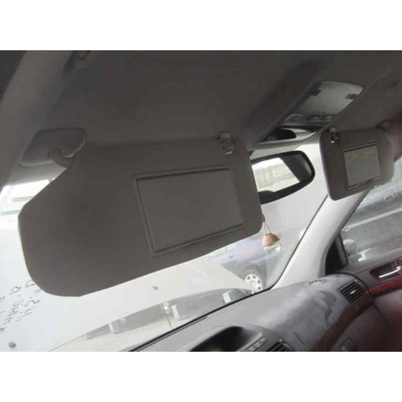 toyota avensis berlina (t25) del año 2004