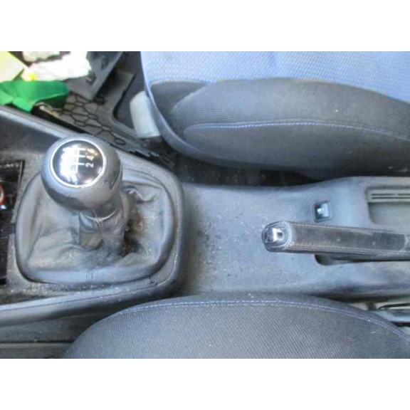 volkswagen golf iv berlina (1j1) del año 2000