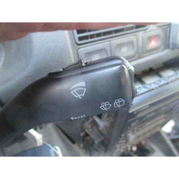 volkswagen golf iv berlina (1j1) del año 2000