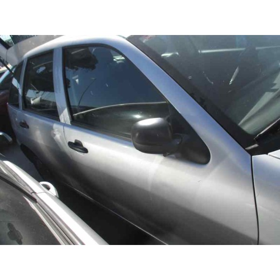seat ibiza (6k1) del año 2002