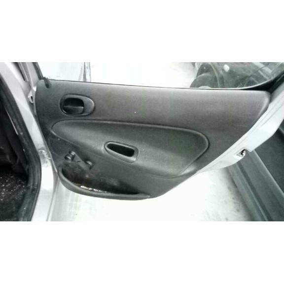 peugeot 206 berlina del año 2005