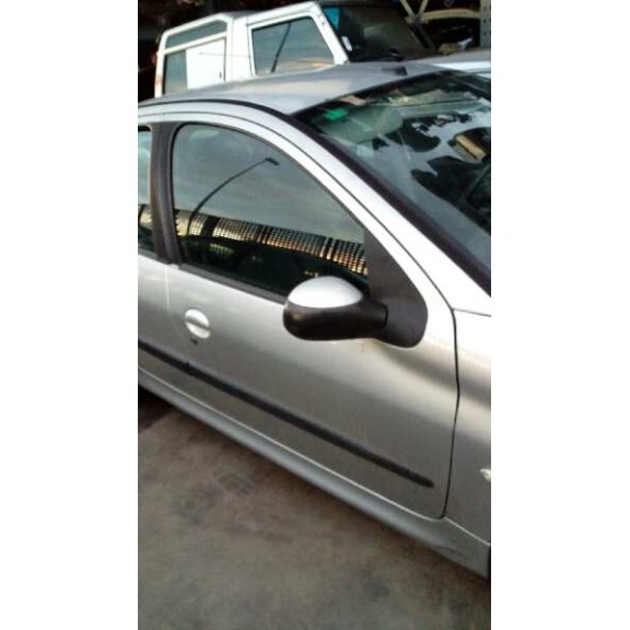 peugeot 206 berlina del año 2005