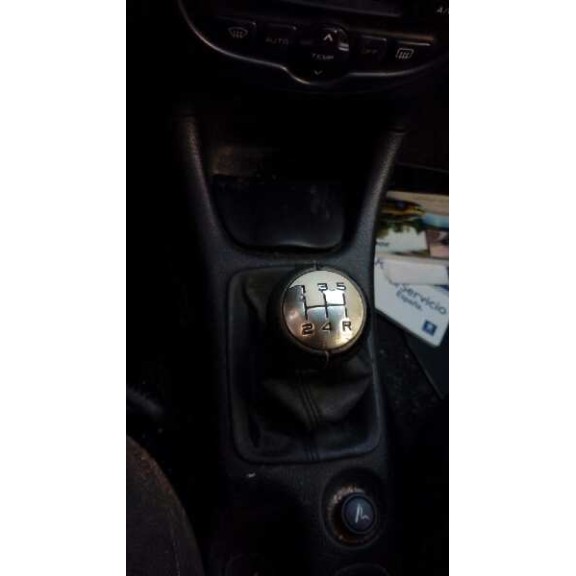 peugeot 206 berlina del año 2005