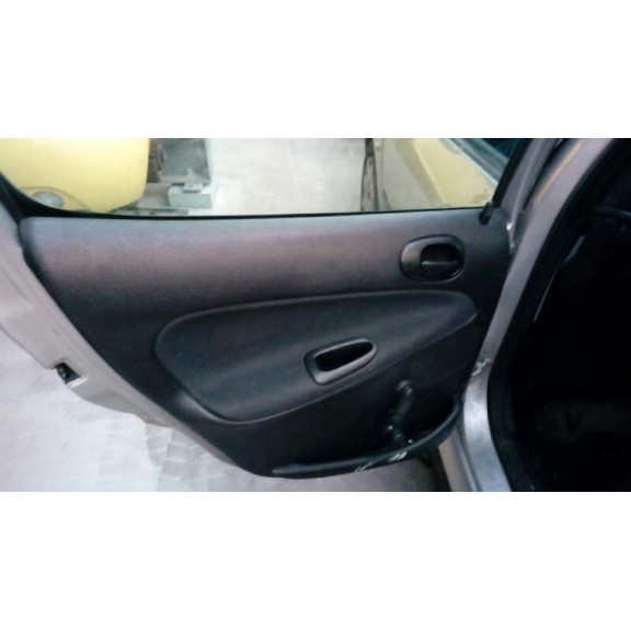 peugeot 206 berlina del año 2005