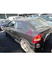 opel astra g berlina del año 2000