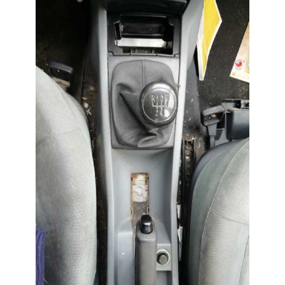 skoda fabia (6y2/6y3) del año 2001