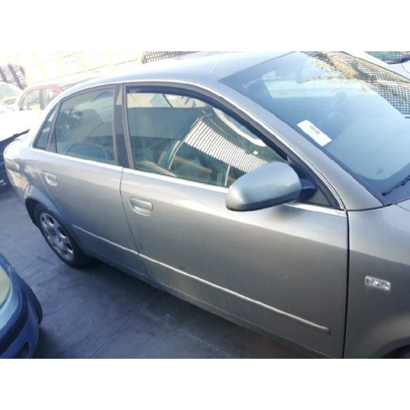 audi a4 berlina (8e) del año 2001