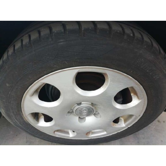 audi a4 berlina (8e) del año 2001