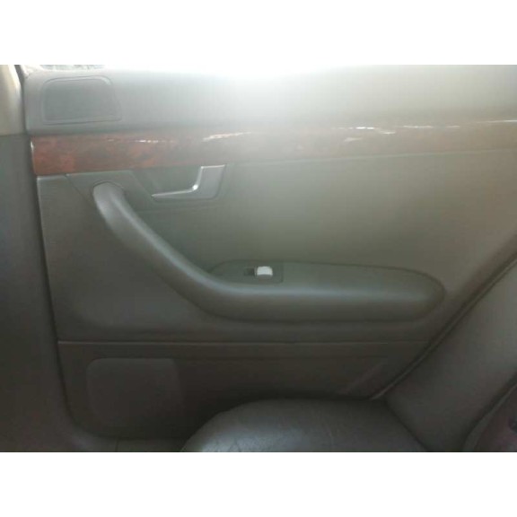 audi a4 berlina (8e) del año 2001