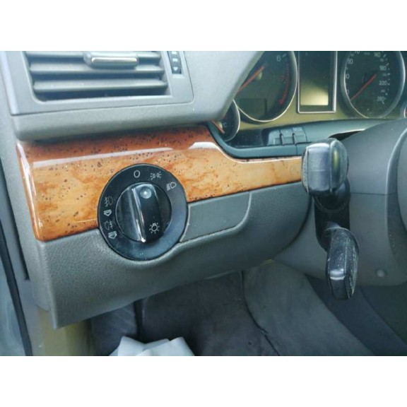 audi a4 berlina (8e) del año 2001