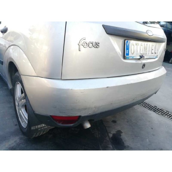 ford focus berlina (cak) del año 2001