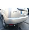 ford focus berlina (cak) del año 2001