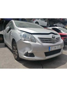 toyota verso del año 2010