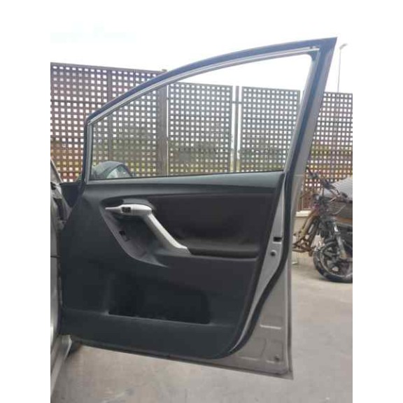 toyota verso del año 2010