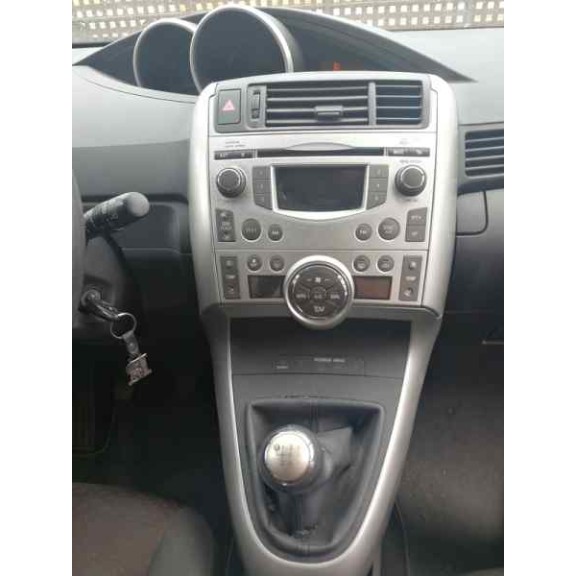 toyota verso del año 2010