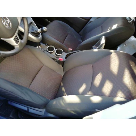 toyota verso del año 2010