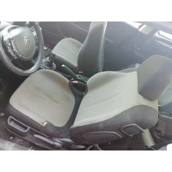 citroën c4 coupe del año 2010