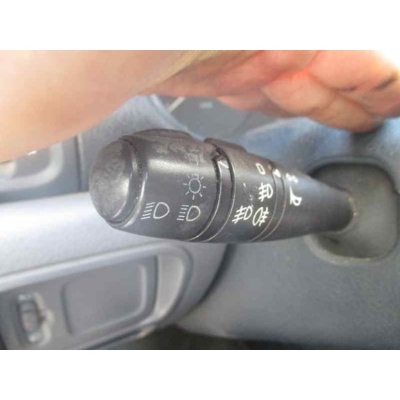 renault clio ii fase i (b/cbo) del año 2001