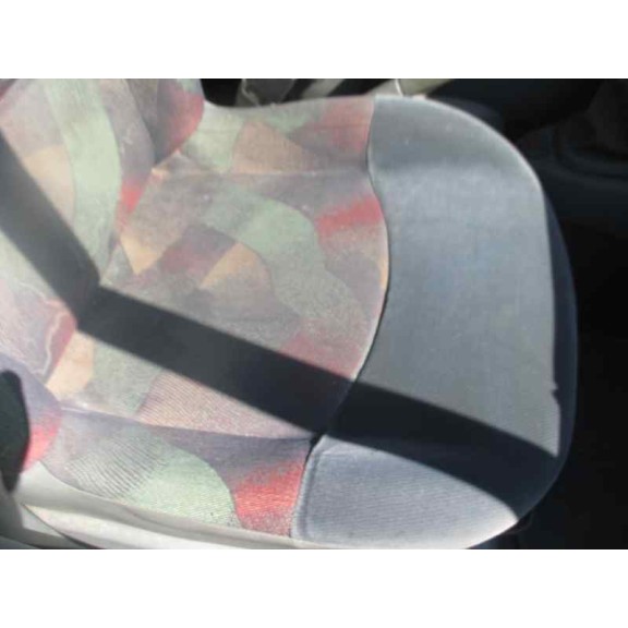 renault clio ii fase i (b/cbo) del año 2001