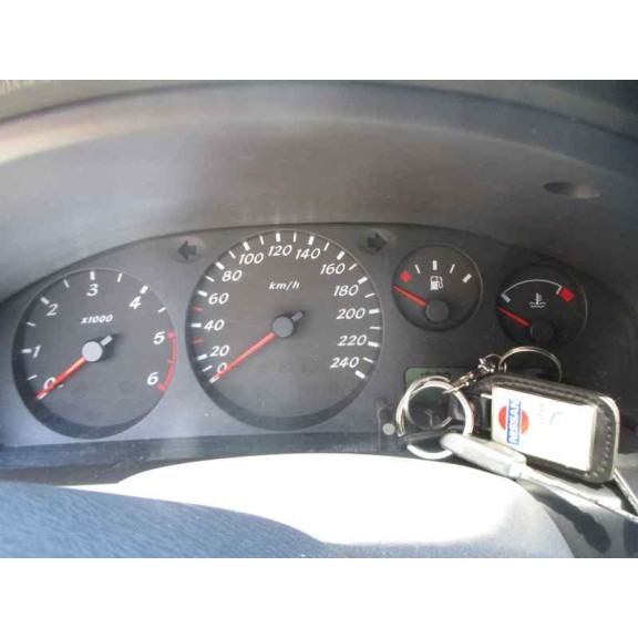 nissan almera (n16/e) del año 2001