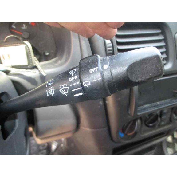 nissan almera (n16/e) del año 2001