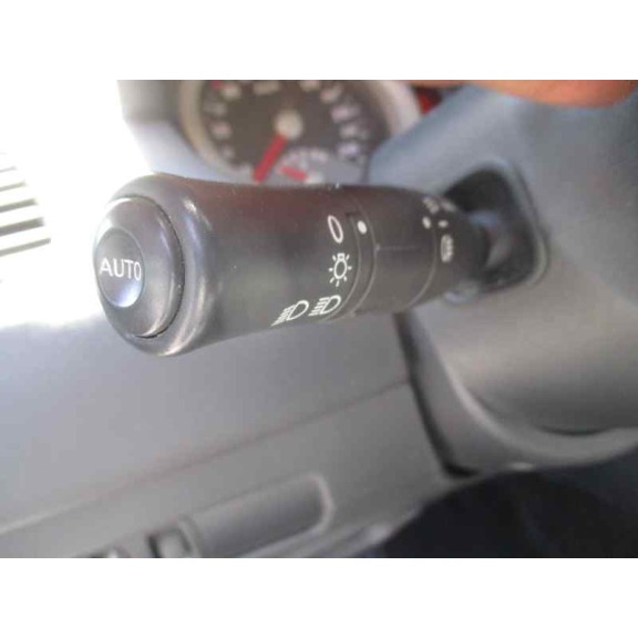 renault megane ii berlina 3p del año 2004