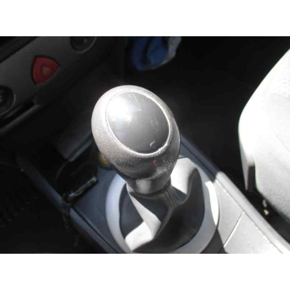 renault megane ii berlina 3p del año 2004